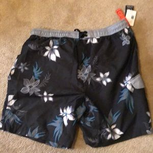 Men’s swim shorts